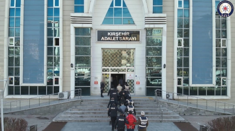 Kırşehir merkezli 9 ilde dolandırıcılık operasyonu: 17 tutuklama