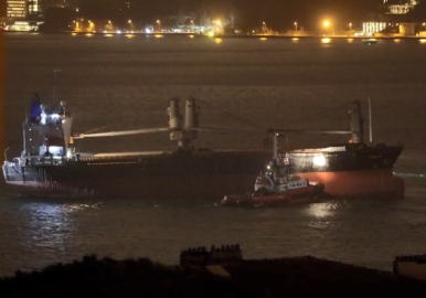 İstanbul - Sarıyer’de kurtarılan kargo gemisi, bu kez fırtınada sürüklendi -2 / Ek görüntü