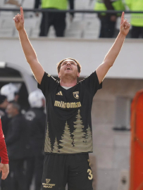 Muğlaspor müthiş seriyle zirveye kondu