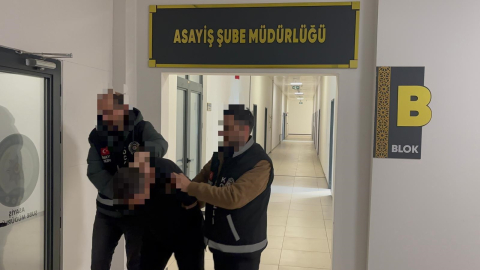 Boşanma aşamasındaki eşini başından vurarak öldüren koca tutuklandı