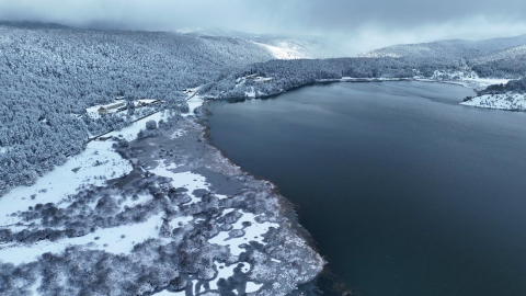 Abant'ta kar güzelliği