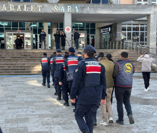Edirne merkezli 6 ilde yasa dışı bahis operasyonunda 6 gözaltı (2)