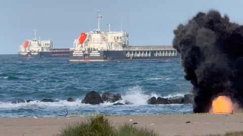 Sakarya'da sahilde parçalanmış insansız hava aracı bulundu (2)