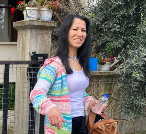 Eşi tarafından öldürülen Sermin’in tabutunu kadınlar taşıdı