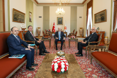 Kurtulmuş, TDT Genel Sekreteri Omuraliev’i kabul etti