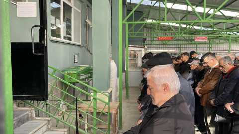 Babasının öldürüp hobi bahçesine gömdüğü Zehra, toprağa verildi