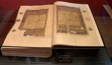 700 yıllık Berkuk Kur’an-ı Kerim’i Bursa'da