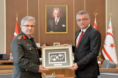 KKTC Cumhurbaşkanı Erhürman, Kara Kuvvetleri Komutanı Orgeneral Tokel'i kabul etti