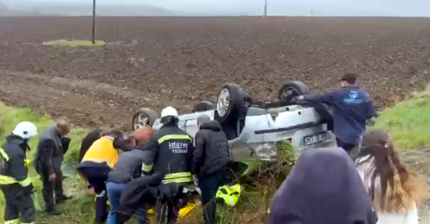 Tekirdağ'da takla atan otomobilde 3 kişi yaralandı