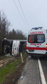 İstanbul- Çatalca'da otobüs devrildi; yaralılar var