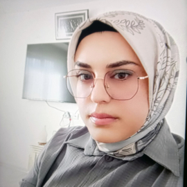 Eşi tarafından anne ve babasının mezarı başında öldürülen Gamze, toprağa verildi