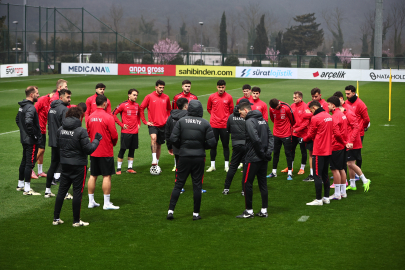 A Milli Futbol Takımı, Romanya maçının hazırlıklarına devam etti