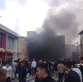 Şanlıurfa’da trafodaki patlamada park halindeki 4 araç hasar gördü