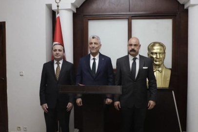 Ticaret Bakanı Ömer Bolat, Kamerun'da