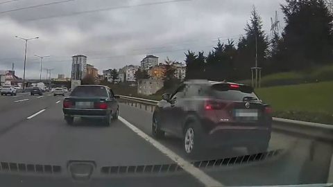 İstanbul – Ümraniye'de aracından inip sürücüye saldıran şüpheliye 360 bin lira ceza