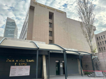 İzmir'de sahte site açıp, dolandırıcılık yapan 25 şüpheli tutuklandı