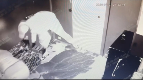 İstanbul- Fatih'te 40 kilo gümüş çalan 4 şüpheli yakalandı