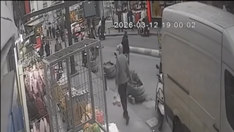 İstanbul - Şişli’de dönerciye silahlı saldırı kamerada; iş yeri basılınca kardeşine ateş açtırmış