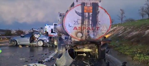 Şanlıurfa'da zincirleme kaza:1 ölü, 5 yaralı