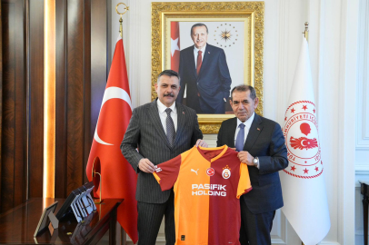 Galatasaray Başkanı Dursun Özbek'ten İçişleri Bakanı Mustafa Çiftçi'ye ziyaret