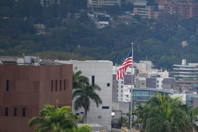 Venezuela'daki ABD Büyükelçiliği 7 yıl sonra yeniden açıldı