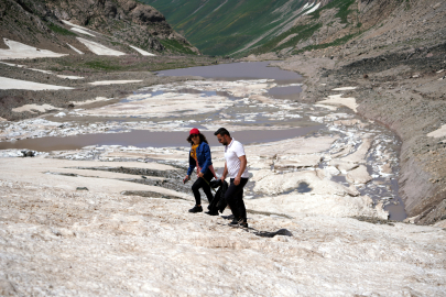 Prof. Dr. Alaeddinoğlu: Yağan kar Cilo'daki buzul erimelerini önlemeyecek, özel yasa çıkarılmalı