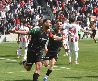 Karşıyaka şan, Bornova can derdinde