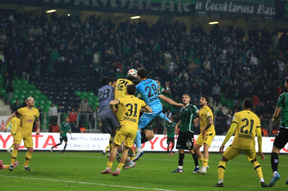 Sakaryaspor-İstanbulspor: 2-2