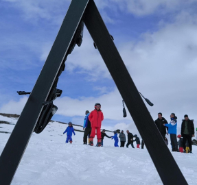 Kars’ta 2 bin ilkokul öğrencisi kayakla tanıştı / Ek fotoğraflar