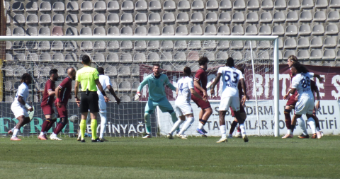 Bandırmaspor - Sarıyer: 0-0