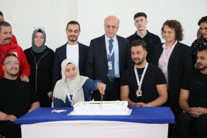 TÜBİTAK projesiyle spora başlayan 2 fizik tedavi hastası, atıcılıkta Türkiye şampiyonu oldu