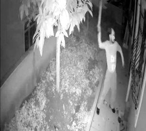 Avcılar’da ev ve araçlara saldıran şüpheli yakalandı