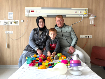 Kalp nakli beklerken ilaç tedavisiyle sağlığına kavuştu