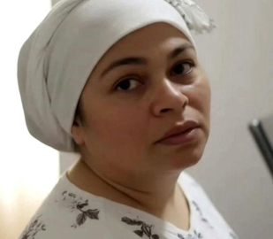 Komşusunun evindeki yangına müdahale etmek isteyen kadın, 5 gün sonra hastanede öldü