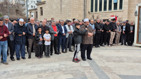 Saldırıda öldürülen öğrenciler için Malatya'da gıyabi cenaze namazı