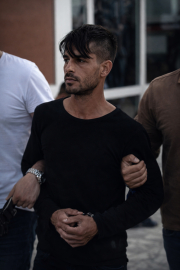 Kardeşinin katilini cezaevinden çıktıktan 1 hafta sonra öldürdü