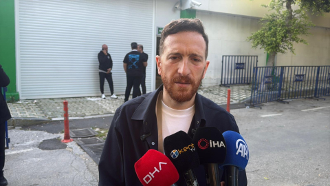 Erzurumspor'da Başkan Ahmet Dal şampiyonluğu kaybettiği annesine armağan etti / Video eklendi