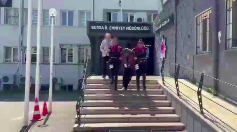 Sokakta tartıştığı kadını, canlı yayında bıçakla kulağından yaraladı (2)