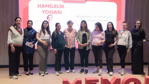 ‘Gebelikte yoga hem bedene hem zihne iyi geliyor’