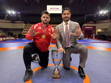 Grekoromen Güreş Milli Takımı, Avrupa ikincisi oldu  / Video eklendi