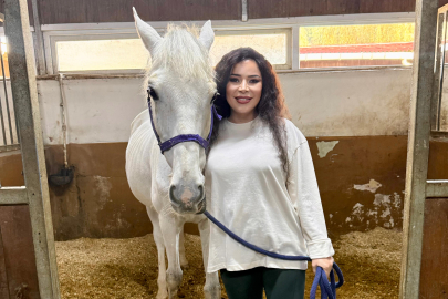 Şehir Stresine Karşı Doğadan Gelen Terapi: Atlı Terapiye İlgi Artıyor