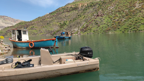 Bottan Fırat Nehri'ne düşen kampçı için arama çalışması başlatıldı