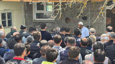 Annesi tarafından öldürüldüğü öne sürülen 2 aylık Ela bebek toprağa verildi