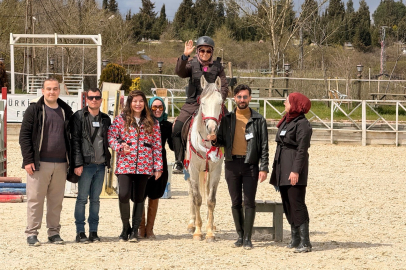 Türkiye’de İlk Kez Yaşlı Bireylerin Sosyal İzolasyonuna Karşı Geliştirilen Yenilikçi Bir Model Sahaya İndi…