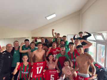 Karşıyaka'nın U16 takımı çeyrek finalde