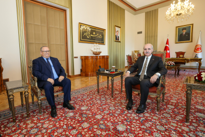 TBMM Başkanı Kurtulmuş, Cezayir Büyükelçisi Guennad'ı kabul etti