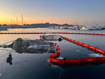 Bodrum'da marinadaki yangında batan 7 motoryatın enkazı kaldırıldı