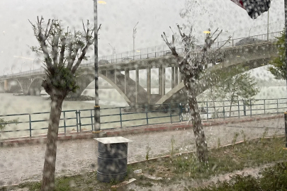 Şanlıurfa'da fırtınanın izleri siliniyor