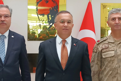 Gaziantep’te fırtınanın hasarı gün ağarınca ortaya çıktı (2)
