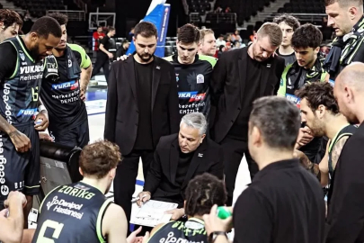 Merkezefendi'den basketbolda tarihi başarı